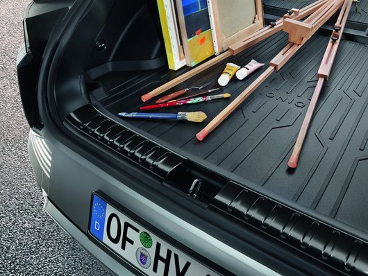 Захисна накладка багажного прорізу, колір чорний глянець | Хюндай Мотор Україна - фото 8